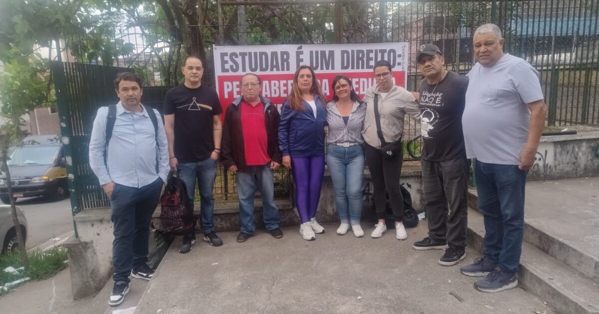 ATO CONTRA O FECHAMENTO DO NOTURNO DA EE AYRES NETO