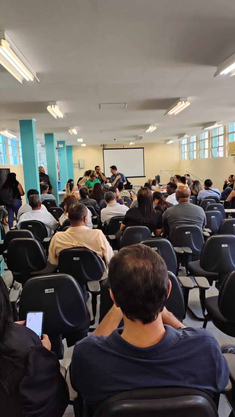 Atribuição de aulas 2026 continua na Zona Sul