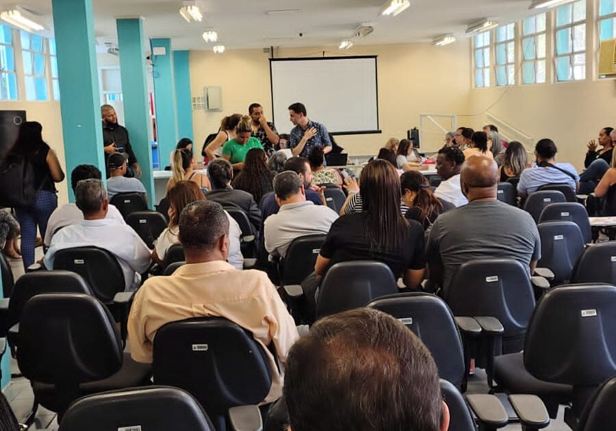 Atribuição de aulas 2026 continua na Zona Sul