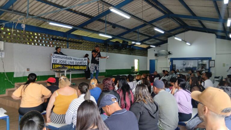PEI de Tarcísio sofre derrota: Comunidade Escolar, professores, estudantes, responsáveis dizem NÃO a PEI do Tarcísio/Feder na Zona Sul