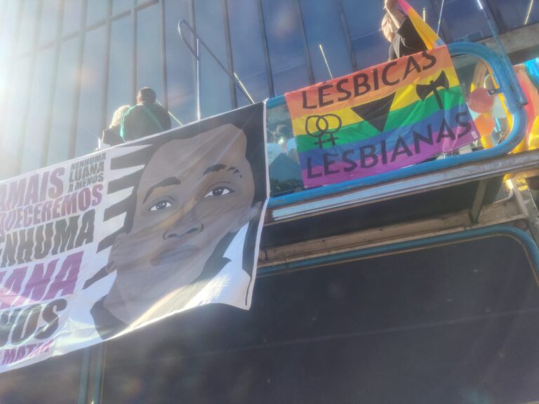 APEOESP SUBSEDE SUL SANTO AMARO participa da XXIV Caminhada de Mulheres Lésbicas e Bissexuais de SP e na 30° Parada do Orgulho LGBTQIA+