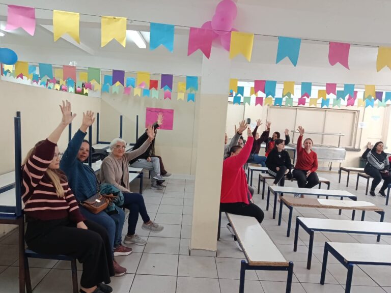 APEOESP SUBSEDE SUL SANTO na Luta contra à reorganização, cisão, mais gestão! Participe! A escola pública é nossa!
